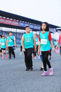 BIB: 51678, 52306
                            <button type="button" onclick="openModal(10493042)" class="btn btn-primary btn-sm float-right btn-popup" data-toggle="modal" data-target=".modal-high-quality">
                        <i class="fas fa-shopping-cart"></i> Add to Cart
                    </button>
                                            <button type="button" onclick="isThisMe(10493042, true)" class="btn btn-success btn-sm float-right btn-popup btn-isme hidden" data-toggle="tooltip" data-placement="bottom" title="นี่คือรูปของคุณใช่ไหม คลิกที่นี่เพื่อเอาเข้าอัลบั้ม">
                        <i class="fas fa-plus"></i> Add to album
                    </button>
                    <button type="button" onclick="isThisMe(10493042, false)" class="btn btn-warning btn-sm float-right btn-popup btn-isnotme hidden">
                        <i class="fas fa-ban"></i> Remove from album
                    </button>