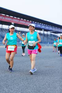 BIB: 5238, 52533
                            <button type="button" onclick="openModal(10494445)" class="btn btn-primary btn-sm float-right btn-popup" data-toggle="modal" data-target=".modal-high-quality">
                        <i class="fas fa-shopping-cart"></i> Add to Cart
                    </button>
                                            <button type="button" onclick="isThisMe(10494445, true)" class="btn btn-success btn-sm float-right btn-popup btn-isme hidden" data-toggle="tooltip" data-placement="bottom" title="นี่คือรูปของคุณใช่ไหม คลิกที่นี่เพื่อเอาเข้าอัลบั้ม">
                        <i class="fas fa-plus"></i> Add to album
                    </button>
                    <button type="button" onclick="isThisMe(10494445, false)" class="btn btn-warning btn-sm float-right btn-popup btn-isnotme hidden">
                        <i class="fas fa-ban"></i> Remove from album
                    </button>