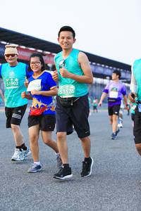 BIB: 51902, 0968, 51626
                            <button type="button" onclick="openModal(10489569)" class="btn btn-primary btn-sm float-right btn-popup" data-toggle="modal" data-target=".modal-high-quality">
                        <i class="fas fa-shopping-cart"></i> Add to Cart
                    </button>
                                            <button type="button" onclick="isThisMe(10489569, true)" class="btn btn-success btn-sm float-right btn-popup btn-isme hidden" data-toggle="tooltip" data-placement="bottom" title="นี่คือรูปของคุณใช่ไหม คลิกที่นี่เพื่อเอาเข้าอัลบั้ม">
                        <i class="fas fa-plus"></i> Add to album
                    </button>
                    <button type="button" onclick="isThisMe(10489569, false)" class="btn btn-warning btn-sm float-right btn-popup btn-isnotme hidden">
                        <i class="fas fa-ban"></i> Remove from album
                    </button>