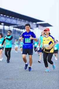 BIB: 51857, 51664, 52677
                            <button type="button" onclick="openModal(10495057)" class="btn btn-primary btn-sm float-right btn-popup" data-toggle="modal" data-target=".modal-high-quality">
                        <i class="fas fa-shopping-cart"></i> Add to Cart
                    </button>
                                            <button type="button" onclick="isThisMe(10495057, true)" class="btn btn-success btn-sm float-right btn-popup btn-isme hidden" data-toggle="tooltip" data-placement="bottom" title="นี่คือรูปของคุณใช่ไหม คลิกที่นี่เพื่อเอาเข้าอัลบั้ม">
                        <i class="fas fa-plus"></i> Add to album
                    </button>
                    <button type="button" onclick="isThisMe(10495057, false)" class="btn btn-warning btn-sm float-right btn-popup btn-isnotme hidden">
                        <i class="fas fa-ban"></i> Remove from album
                    </button>