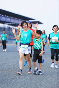 BIB: 5107, 50522, 50007
                            <button type="button" onclick="openModal(10490344)" class="btn btn-primary btn-sm float-right btn-popup" data-toggle="modal" data-target=".modal-high-quality">
                        <i class="fas fa-shopping-cart"></i> Add to Cart
                    </button>
                                            <button type="button" onclick="isThisMe(10490344, true)" class="btn btn-success btn-sm float-right btn-popup btn-isme hidden" data-toggle="tooltip" data-placement="bottom" title="นี่คือรูปของคุณใช่ไหม คลิกที่นี่เพื่อเอาเข้าอัลบั้ม">
                        <i class="fas fa-plus"></i> Add to album
                    </button>
                    <button type="button" onclick="isThisMe(10490344, false)" class="btn btn-warning btn-sm float-right btn-popup btn-isnotme hidden">
                        <i class="fas fa-ban"></i> Remove from album
                    </button>