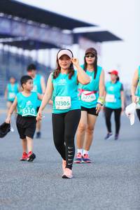 BIB: 52746, 52305, 1512
                            <button type="button" onclick="openModal(10489439)" class="btn btn-primary btn-sm float-right btn-popup" data-toggle="modal" data-target=".modal-high-quality">
                        <i class="fas fa-shopping-cart"></i> Add to Cart
                    </button>
                                            <button type="button" onclick="isThisMe(10489439, true)" class="btn btn-success btn-sm float-right btn-popup btn-isme hidden" data-toggle="tooltip" data-placement="bottom" title="นี่คือรูปของคุณใช่ไหม คลิกที่นี่เพื่อเอาเข้าอัลบั้ม">
                        <i class="fas fa-plus"></i> Add to album
                    </button>
                    <button type="button" onclick="isThisMe(10489439, false)" class="btn btn-warning btn-sm float-right btn-popup btn-isnotme hidden">
                        <i class="fas fa-ban"></i> Remove from album
                    </button>