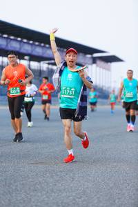 BIB: 51731, 52078
                            <button type="button" onclick="openModal(10476089)" class="btn btn-primary btn-sm float-right btn-popup" data-toggle="modal" data-target=".modal-high-quality">
                        <i class="fas fa-shopping-cart"></i> Add to Cart
                    </button>
                                            <button type="button" onclick="isThisMe(10476089, true)" class="btn btn-success btn-sm float-right btn-popup btn-isme hidden" data-toggle="tooltip" data-placement="bottom" title="นี่คือรูปของคุณใช่ไหม คลิกที่นี่เพื่อเอาเข้าอัลบั้ม">
                        <i class="fas fa-plus"></i> Add to album
                    </button>
                    <button type="button" onclick="isThisMe(10476089, false)" class="btn btn-warning btn-sm float-right btn-popup btn-isnotme hidden">
                        <i class="fas fa-ban"></i> Remove from album
                    </button>