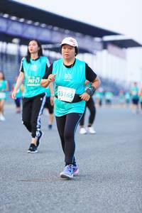 BIB: 0737, 53165
                            <button type="button" onclick="openModal(10490382)" class="btn btn-primary btn-sm float-right btn-popup" data-toggle="modal" data-target=".modal-high-quality">
                        <i class="fas fa-shopping-cart"></i> Add to Cart
                    </button>
                                            <button type="button" onclick="isThisMe(10490382, true)" class="btn btn-success btn-sm float-right btn-popup btn-isme hidden" data-toggle="tooltip" data-placement="bottom" title="นี่คือรูปของคุณใช่ไหม คลิกที่นี่เพื่อเอาเข้าอัลบั้ม">
                        <i class="fas fa-plus"></i> Add to album
                    </button>
                    <button type="button" onclick="isThisMe(10490382, false)" class="btn btn-warning btn-sm float-right btn-popup btn-isnotme hidden">
                        <i class="fas fa-ban"></i> Remove from album
                    </button>