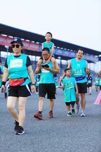 BIB: 51080, 52029, 51511
                            <button type="button" onclick="openModal(10496958)" class="btn btn-primary btn-sm float-right btn-popup" data-toggle="modal" data-target=".modal-high-quality">
                        <i class="fas fa-shopping-cart"></i> Add to Cart
                    </button>
                                            <button type="button" onclick="isThisMe(10496958, true)" class="btn btn-success btn-sm float-right btn-popup btn-isme hidden" data-toggle="tooltip" data-placement="bottom" title="นี่คือรูปของคุณใช่ไหม คลิกที่นี่เพื่อเอาเข้าอัลบั้ม">
                        <i class="fas fa-plus"></i> Add to album
                    </button>
                    <button type="button" onclick="isThisMe(10496958, false)" class="btn btn-warning btn-sm float-right btn-popup btn-isnotme hidden">
                        <i class="fas fa-ban"></i> Remove from album
                    </button>