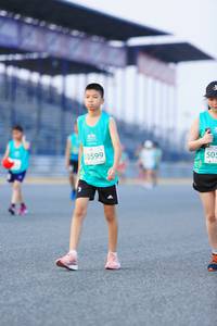 BIB: 0599, 505
                            <button type="button" onclick="openModal(10488808)" class="btn btn-primary btn-sm float-right btn-popup" data-toggle="modal" data-target=".modal-high-quality">
                        <i class="fas fa-shopping-cart"></i> Add to Cart
                    </button>
                                            <button type="button" onclick="isThisMe(10488808, true)" class="btn btn-success btn-sm float-right btn-popup btn-isme hidden" data-toggle="tooltip" data-placement="bottom" title="นี่คือรูปของคุณใช่ไหม คลิกที่นี่เพื่อเอาเข้าอัลบั้ม">
                        <i class="fas fa-plus"></i> Add to album
                    </button>
                    <button type="button" onclick="isThisMe(10488808, false)" class="btn btn-warning btn-sm float-right btn-popup btn-isnotme hidden">
                        <i class="fas fa-ban"></i> Remove from album
                    </button>