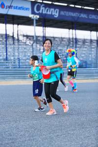 BIB: 507
                            <button type="button" onclick="openModal(10502021)" class="btn btn-primary btn-sm float-right btn-popup" data-toggle="modal" data-target=".modal-high-quality">
                        <i class="fas fa-shopping-cart"></i> Add to Cart
                    </button>
                                            <button type="button" onclick="isThisMe(10502021, true)" class="btn btn-success btn-sm float-right btn-popup btn-isme hidden" data-toggle="tooltip" data-placement="bottom" title="นี่คือรูปของคุณใช่ไหม คลิกที่นี่เพื่อเอาเข้าอัลบั้ม">
                        <i class="fas fa-plus"></i> Add to album
                    </button>
                    <button type="button" onclick="isThisMe(10502021, false)" class="btn btn-warning btn-sm float-right btn-popup btn-isnotme hidden">
                        <i class="fas fa-ban"></i> Remove from album
                    </button>