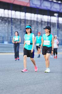 BIB: 52578, 2576
                            <button type="button" onclick="openModal(10485804)" class="btn btn-primary btn-sm float-right btn-popup" data-toggle="modal" data-target=".modal-high-quality">
                        <i class="fas fa-shopping-cart"></i> Add to Cart
                    </button>
                                            <button type="button" onclick="isThisMe(10485804, true)" class="btn btn-success btn-sm float-right btn-popup btn-isme hidden" data-toggle="tooltip" data-placement="bottom" title="นี่คือรูปของคุณใช่ไหม คลิกที่นี่เพื่อเอาเข้าอัลบั้ม">
                        <i class="fas fa-plus"></i> Add to album
                    </button>
                    <button type="button" onclick="isThisMe(10485804, false)" class="btn btn-warning btn-sm float-right btn-popup btn-isnotme hidden">
                        <i class="fas fa-ban"></i> Remove from album
                    </button>