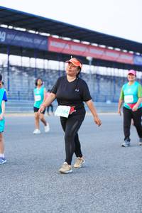 BIB: 184, 3184
                            <button type="button" onclick="openModal(10493024)" class="btn btn-primary btn-sm float-right btn-popup" data-toggle="modal" data-target=".modal-high-quality">
                        <i class="fas fa-shopping-cart"></i> Add to Cart
                    </button>
                                            <button type="button" onclick="isThisMe(10493024, true)" class="btn btn-success btn-sm float-right btn-popup btn-isme hidden" data-toggle="tooltip" data-placement="bottom" title="นี่คือรูปของคุณใช่ไหม คลิกที่นี่เพื่อเอาเข้าอัลบั้ม">
                        <i class="fas fa-plus"></i> Add to album
                    </button>
                    <button type="button" onclick="isThisMe(10493024, false)" class="btn btn-warning btn-sm float-right btn-popup btn-isnotme hidden">
                        <i class="fas fa-ban"></i> Remove from album
                    </button>