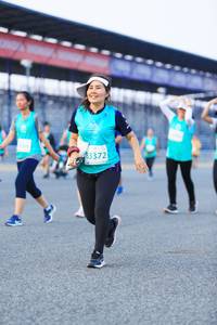 BIB: 83372
                            <button type="button" onclick="openModal(10490234)" class="btn btn-primary btn-sm float-right btn-popup" data-toggle="modal" data-target=".modal-high-quality">
                        <i class="fas fa-shopping-cart"></i> Add to Cart
                    </button>
                                            <button type="button" onclick="isThisMe(10490234, true)" class="btn btn-success btn-sm float-right btn-popup btn-isme hidden" data-toggle="tooltip" data-placement="bottom" title="นี่คือรูปของคุณใช่ไหม คลิกที่นี่เพื่อเอาเข้าอัลบั้ม">
                        <i class="fas fa-plus"></i> Add to album
                    </button>
                    <button type="button" onclick="isThisMe(10490234, false)" class="btn btn-warning btn-sm float-right btn-popup btn-isnotme hidden">
                        <i class="fas fa-ban"></i> Remove from album
                    </button>