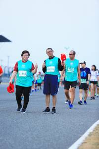 BIB: 50478, 51293, 51356
                            <button type="button" onclick="openModal(10504717)" class="btn btn-primary btn-sm float-right btn-popup" data-toggle="modal" data-target=".modal-high-quality">
                        <i class="fas fa-shopping-cart"></i> Add to Cart
                    </button>
                                            <button type="button" onclick="isThisMe(10504717, true)" class="btn btn-success btn-sm float-right btn-popup btn-isme hidden" data-toggle="tooltip" data-placement="bottom" title="นี่คือรูปของคุณใช่ไหม คลิกที่นี่เพื่อเอาเข้าอัลบั้ม">
                        <i class="fas fa-plus"></i> Add to album
                    </button>
                    <button type="button" onclick="isThisMe(10504717, false)" class="btn btn-warning btn-sm float-right btn-popup btn-isnotme hidden">
                        <i class="fas fa-ban"></i> Remove from album
                    </button>
