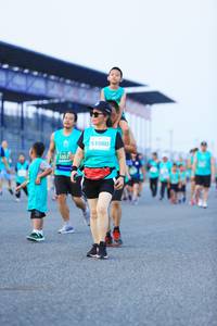 BIB: 51080, 202
                            <button type="button" onclick="openModal(10496925)" class="btn btn-primary btn-sm float-right btn-popup" data-toggle="modal" data-target=".modal-high-quality">
                        <i class="fas fa-shopping-cart"></i> Add to Cart
                    </button>
                                            <button type="button" onclick="isThisMe(10496925, true)" class="btn btn-success btn-sm float-right btn-popup btn-isme hidden" data-toggle="tooltip" data-placement="bottom" title="นี่คือรูปของคุณใช่ไหม คลิกที่นี่เพื่อเอาเข้าอัลบั้ม">
                        <i class="fas fa-plus"></i> Add to album
                    </button>
                    <button type="button" onclick="isThisMe(10496925, false)" class="btn btn-warning btn-sm float-right btn-popup btn-isnotme hidden">
                        <i class="fas fa-ban"></i> Remove from album
                    </button>