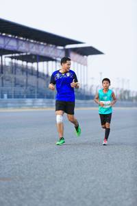 BIB: 500, 
                            <button type="button" onclick="openModal(10449107)" class="btn btn-primary btn-sm float-right btn-popup" data-toggle="modal" data-target=".modal-high-quality">
                        <i class="fas fa-shopping-cart"></i> Add to Cart
                    </button>
                                            <button type="button" onclick="isThisMe(10449107, true)" class="btn btn-success btn-sm float-right btn-popup btn-isme hidden" data-toggle="tooltip" data-placement="bottom" title="นี่คือรูปของคุณใช่ไหม คลิกที่นี่เพื่อเอาเข้าอัลบั้ม">
                        <i class="fas fa-plus"></i> Add to album
                    </button>
                    <button type="button" onclick="isThisMe(10449107, false)" class="btn btn-warning btn-sm float-right btn-popup btn-isnotme hidden">
                        <i class="fas fa-ban"></i> Remove from album
                    </button>