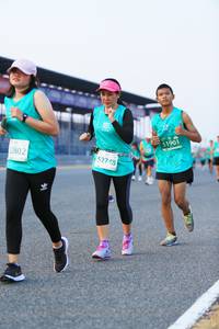 BIB: 51901, 2802, 52748
                            <button type="button" onclick="openModal(10475587)" class="btn btn-primary btn-sm float-right btn-popup" data-toggle="modal" data-target=".modal-high-quality">
                        <i class="fas fa-shopping-cart"></i> Add to Cart
                    </button>
                                            <button type="button" onclick="isThisMe(10475587, true)" class="btn btn-success btn-sm float-right btn-popup btn-isme hidden" data-toggle="tooltip" data-placement="bottom" title="นี่คือรูปของคุณใช่ไหม คลิกที่นี่เพื่อเอาเข้าอัลบั้ม">
                        <i class="fas fa-plus"></i> Add to album
                    </button>
                    <button type="button" onclick="isThisMe(10475587, false)" class="btn btn-warning btn-sm float-right btn-popup btn-isnotme hidden">
                        <i class="fas fa-ban"></i> Remove from album
                    </button>