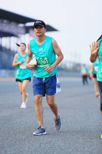 BIB: 1701
                            <button type="button" onclick="openModal(10471228)" class="btn btn-primary btn-sm float-right btn-popup" data-toggle="modal" data-target=".modal-high-quality">
                        <i class="fas fa-shopping-cart"></i> Add to Cart
                    </button>
                                            <button type="button" onclick="isThisMe(10471228, true)" class="btn btn-success btn-sm float-right btn-popup btn-isme hidden" data-toggle="tooltip" data-placement="bottom" title="นี่คือรูปของคุณใช่ไหม คลิกที่นี่เพื่อเอาเข้าอัลบั้ม">
                        <i class="fas fa-plus"></i> Add to album
                    </button>
                    <button type="button" onclick="isThisMe(10471228, false)" class="btn btn-warning btn-sm float-right btn-popup btn-isnotme hidden">
                        <i class="fas fa-ban"></i> Remove from album
                    </button>