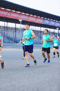 BIB: 50282, 5196
                            <button type="button" onclick="openModal(10483917)" class="btn btn-primary btn-sm float-right btn-popup" data-toggle="modal" data-target=".modal-high-quality">
                        <i class="fas fa-shopping-cart"></i> Add to Cart
                    </button>
                                            <button type="button" onclick="isThisMe(10483917, true)" class="btn btn-success btn-sm float-right btn-popup btn-isme hidden" data-toggle="tooltip" data-placement="bottom" title="นี่คือรูปของคุณใช่ไหม คลิกที่นี่เพื่อเอาเข้าอัลบั้ม">
                        <i class="fas fa-plus"></i> Add to album
                    </button>
                    <button type="button" onclick="isThisMe(10483917, false)" class="btn btn-warning btn-sm float-right btn-popup btn-isnotme hidden">
                        <i class="fas fa-ban"></i> Remove from album
                    </button>