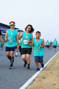 BIB: 50182, 507, 51577
                            <button type="button" onclick="openModal(10490779)" class="btn btn-primary btn-sm float-right btn-popup" data-toggle="modal" data-target=".modal-high-quality">
                        <i class="fas fa-shopping-cart"></i> Add to Cart
                    </button>
                                            <button type="button" onclick="isThisMe(10490779, true)" class="btn btn-success btn-sm float-right btn-popup btn-isme hidden" data-toggle="tooltip" data-placement="bottom" title="นี่คือรูปของคุณใช่ไหม คลิกที่นี่เพื่อเอาเข้าอัลบั้ม">
                        <i class="fas fa-plus"></i> Add to album
                    </button>
                    <button type="button" onclick="isThisMe(10490779, false)" class="btn btn-warning btn-sm float-right btn-popup btn-isnotme hidden">
                        <i class="fas fa-ban"></i> Remove from album
                    </button>