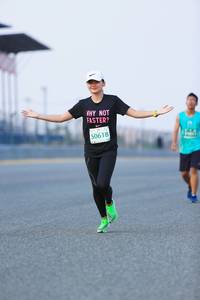 BIB: 50618
                            <button type="button" onclick="openModal(10448691)" class="btn btn-primary btn-sm float-right btn-popup" data-toggle="modal" data-target=".modal-high-quality">
                        <i class="fas fa-shopping-cart"></i> Add to Cart
                    </button>
                                            <button type="button" onclick="isThisMe(10448691, true)" class="btn btn-success btn-sm float-right btn-popup btn-isme hidden" data-toggle="tooltip" data-placement="bottom" title="นี่คือรูปของคุณใช่ไหม คลิกที่นี่เพื่อเอาเข้าอัลบั้ม">
                        <i class="fas fa-plus"></i> Add to album
                    </button>
                    <button type="button" onclick="isThisMe(10448691, false)" class="btn btn-warning btn-sm float-right btn-popup btn-isnotme hidden">
                        <i class="fas fa-ban"></i> Remove from album
                    </button>