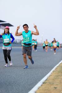 BIB: 52326, 51572
                            <button type="button" onclick="openModal(10471785)" class="btn btn-primary btn-sm float-right btn-popup" data-toggle="modal" data-target=".modal-high-quality">
                        <i class="fas fa-shopping-cart"></i> Add to Cart
                    </button>
                                            <button type="button" onclick="isThisMe(10471785, true)" class="btn btn-success btn-sm float-right btn-popup btn-isme hidden" data-toggle="tooltip" data-placement="bottom" title="นี่คือรูปของคุณใช่ไหม คลิกที่นี่เพื่อเอาเข้าอัลบั้ม">
                        <i class="fas fa-plus"></i> Add to album
                    </button>
                    <button type="button" onclick="isThisMe(10471785, false)" class="btn btn-warning btn-sm float-right btn-popup btn-isnotme hidden">
                        <i class="fas fa-ban"></i> Remove from album
                    </button>