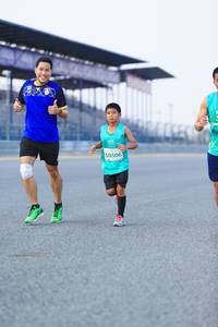 BIB: 506
                            <button type="button" onclick="openModal(10449143)" class="btn btn-primary btn-sm float-right btn-popup" data-toggle="modal" data-target=".modal-high-quality">
                        <i class="fas fa-shopping-cart"></i> Add to Cart
                    </button>
                                            <button type="button" onclick="isThisMe(10449143, true)" class="btn btn-success btn-sm float-right btn-popup btn-isme hidden" data-toggle="tooltip" data-placement="bottom" title="นี่คือรูปของคุณใช่ไหม คลิกที่นี่เพื่อเอาเข้าอัลบั้ม">
                        <i class="fas fa-plus"></i> Add to album
                    </button>
                    <button type="button" onclick="isThisMe(10449143, false)" class="btn btn-warning btn-sm float-right btn-popup btn-isnotme hidden">
                        <i class="fas fa-ban"></i> Remove from album
                    </button>