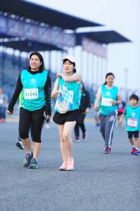 BIB: 51243
                            <button type="button" onclick="openModal(10498593)" class="btn btn-primary btn-sm float-right btn-popup" data-toggle="modal" data-target=".modal-high-quality">
                        <i class="fas fa-shopping-cart"></i> Add to Cart
                    </button>
                                            <button type="button" onclick="isThisMe(10498593, true)" class="btn btn-success btn-sm float-right btn-popup btn-isme hidden" data-toggle="tooltip" data-placement="bottom" title="นี่คือรูปของคุณใช่ไหม คลิกที่นี่เพื่อเอาเข้าอัลบั้ม">
                        <i class="fas fa-plus"></i> Add to album
                    </button>
                    <button type="button" onclick="isThisMe(10498593, false)" class="btn btn-warning btn-sm float-right btn-popup btn-isnotme hidden">
                        <i class="fas fa-ban"></i> Remove from album
                    </button>