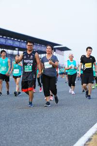 BIB: 122, 53444, 50071
                            <button type="button" onclick="openModal(10491177)" class="btn btn-primary btn-sm float-right btn-popup" data-toggle="modal" data-target=".modal-high-quality">
                        <i class="fas fa-shopping-cart"></i> Add to Cart
                    </button>
                                            <button type="button" onclick="isThisMe(10491177, true)" class="btn btn-success btn-sm float-right btn-popup btn-isme hidden" data-toggle="tooltip" data-placement="bottom" title="นี่คือรูปของคุณใช่ไหม คลิกที่นี่เพื่อเอาเข้าอัลบั้ม">
                        <i class="fas fa-plus"></i> Add to album
                    </button>
                    <button type="button" onclick="isThisMe(10491177, false)" class="btn btn-warning btn-sm float-right btn-popup btn-isnotme hidden">
                        <i class="fas fa-ban"></i> Remove from album
                    </button>