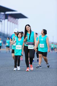 BIB: 3265, 50685, 50567
                            <button type="button" onclick="openModal(10495258)" class="btn btn-primary btn-sm float-right btn-popup" data-toggle="modal" data-target=".modal-high-quality">
                        <i class="fas fa-shopping-cart"></i> Add to Cart
                    </button>
                                            <button type="button" onclick="isThisMe(10495258, true)" class="btn btn-success btn-sm float-right btn-popup btn-isme hidden" data-toggle="tooltip" data-placement="bottom" title="นี่คือรูปของคุณใช่ไหม คลิกที่นี่เพื่อเอาเข้าอัลบั้ม">
                        <i class="fas fa-plus"></i> Add to album
                    </button>
                    <button type="button" onclick="isThisMe(10495258, false)" class="btn btn-warning btn-sm float-right btn-popup btn-isnotme hidden">
                        <i class="fas fa-ban"></i> Remove from album
                    </button>