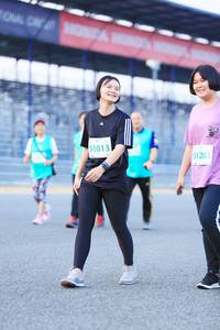 BIB: 51013, 51283
                            <button type="button" onclick="openModal(10495604)" class="btn btn-primary btn-sm float-right btn-popup" data-toggle="modal" data-target=".modal-high-quality">
                        <i class="fas fa-shopping-cart"></i> Add to Cart
                    </button>
                                            <button type="button" onclick="isThisMe(10495604, true)" class="btn btn-success btn-sm float-right btn-popup btn-isme hidden" data-toggle="tooltip" data-placement="bottom" title="นี่คือรูปของคุณใช่ไหม คลิกที่นี่เพื่อเอาเข้าอัลบั้ม">
                        <i class="fas fa-plus"></i> Add to album
                    </button>
                    <button type="button" onclick="isThisMe(10495604, false)" class="btn btn-warning btn-sm float-right btn-popup btn-isnotme hidden">
                        <i class="fas fa-ban"></i> Remove from album
                    </button>