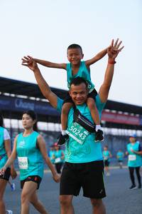 BIB: 50243, 2969
                            <button type="button" onclick="openModal(10490418)" class="btn btn-primary btn-sm float-right btn-popup" data-toggle="modal" data-target=".modal-high-quality">
                        <i class="fas fa-shopping-cart"></i> Add to Cart
                    </button>
                                            <button type="button" onclick="isThisMe(10490418, true)" class="btn btn-success btn-sm float-right btn-popup btn-isme hidden" data-toggle="tooltip" data-placement="bottom" title="นี่คือรูปของคุณใช่ไหม คลิกที่นี่เพื่อเอาเข้าอัลบั้ม">
                        <i class="fas fa-plus"></i> Add to album
                    </button>
                    <button type="button" onclick="isThisMe(10490418, false)" class="btn btn-warning btn-sm float-right btn-popup btn-isnotme hidden">
                        <i class="fas fa-ban"></i> Remove from album
                    </button>