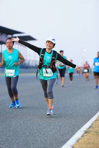 BIB: 50922, 52762
                            <button type="button" onclick="openModal(10460763)" class="btn btn-primary btn-sm float-right btn-popup" data-toggle="modal" data-target=".modal-high-quality">
                        <i class="fas fa-shopping-cart"></i> Add to Cart
                    </button>
                                            <button type="button" onclick="isThisMe(10460763, true)" class="btn btn-success btn-sm float-right btn-popup btn-isme hidden" data-toggle="tooltip" data-placement="bottom" title="นี่คือรูปของคุณใช่ไหม คลิกที่นี่เพื่อเอาเข้าอัลบั้ม">
                        <i class="fas fa-plus"></i> Add to album
                    </button>
                    <button type="button" onclick="isThisMe(10460763, false)" class="btn btn-warning btn-sm float-right btn-popup btn-isnotme hidden">
                        <i class="fas fa-ban"></i> Remove from album
                    </button>