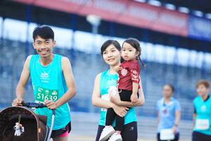 BIB: 51639
                            <button type="button" onclick="openModal(10527330)" class="btn btn-primary btn-sm float-right btn-popup" data-toggle="modal" data-target=".modal-high-quality">
                        <i class="fas fa-shopping-cart"></i> Add to Cart
                    </button>
                                            <button type="button" onclick="isThisMe(10527330, true)" class="btn btn-success btn-sm float-right btn-popup btn-isme hidden" data-toggle="tooltip" data-placement="bottom" title="นี่คือรูปของคุณใช่ไหม คลิกที่นี่เพื่อเอาเข้าอัลบั้ม">
                        <i class="fas fa-plus"></i> Add to album
                    </button>
                    <button type="button" onclick="isThisMe(10527330, false)" class="btn btn-warning btn-sm float-right btn-popup btn-isnotme hidden">
                        <i class="fas fa-ban"></i> Remove from album
                    </button>
