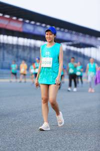 BIB: 51018
                            <button type="button" onclick="openModal(10490320)" class="btn btn-primary btn-sm float-right btn-popup" data-toggle="modal" data-target=".modal-high-quality">
                        <i class="fas fa-shopping-cart"></i> Add to Cart
                    </button>
                                            <button type="button" onclick="isThisMe(10490320, true)" class="btn btn-success btn-sm float-right btn-popup btn-isme hidden" data-toggle="tooltip" data-placement="bottom" title="นี่คือรูปของคุณใช่ไหม คลิกที่นี่เพื่อเอาเข้าอัลบั้ม">
                        <i class="fas fa-plus"></i> Add to album
                    </button>
                    <button type="button" onclick="isThisMe(10490320, false)" class="btn btn-warning btn-sm float-right btn-popup btn-isnotme hidden">
                        <i class="fas fa-ban"></i> Remove from album
                    </button>