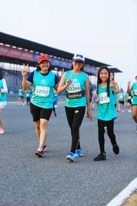 BIB: 52294, 52757, 227
                            <button type="button" onclick="openModal(10485485)" class="btn btn-primary btn-sm float-right btn-popup" data-toggle="modal" data-target=".modal-high-quality">
                        <i class="fas fa-shopping-cart"></i> Add to Cart
                    </button>
                                            <button type="button" onclick="isThisMe(10485485, true)" class="btn btn-success btn-sm float-right btn-popup btn-isme hidden" data-toggle="tooltip" data-placement="bottom" title="นี่คือรูปของคุณใช่ไหม คลิกที่นี่เพื่อเอาเข้าอัลบั้ม">
                        <i class="fas fa-plus"></i> Add to album
                    </button>
                    <button type="button" onclick="isThisMe(10485485, false)" class="btn btn-warning btn-sm float-right btn-popup btn-isnotme hidden">
                        <i class="fas fa-ban"></i> Remove from album
                    </button>