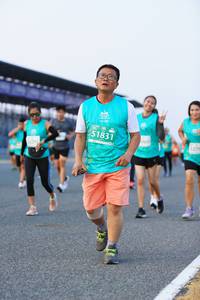 BIB: 51831, 5279
                            <button type="button" onclick="openModal(10475295)" class="btn btn-primary btn-sm float-right btn-popup" data-toggle="modal" data-target=".modal-high-quality">
                        <i class="fas fa-shopping-cart"></i> Add to Cart
                    </button>
                                            <button type="button" onclick="isThisMe(10475295, true)" class="btn btn-success btn-sm float-right btn-popup btn-isme hidden" data-toggle="tooltip" data-placement="bottom" title="นี่คือรูปของคุณใช่ไหม คลิกที่นี่เพื่อเอาเข้าอัลบั้ม">
                        <i class="fas fa-plus"></i> Add to album
                    </button>
                    <button type="button" onclick="isThisMe(10475295, false)" class="btn btn-warning btn-sm float-right btn-popup btn-isnotme hidden">
                        <i class="fas fa-ban"></i> Remove from album
                    </button>