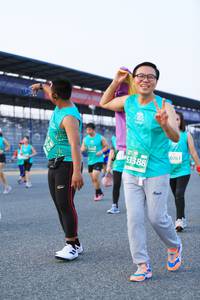 BIB: 0761, 53388
                            <button type="button" onclick="openModal(10490430)" class="btn btn-primary btn-sm float-right btn-popup" data-toggle="modal" data-target=".modal-high-quality">
                        <i class="fas fa-shopping-cart"></i> Add to Cart
                    </button>
                                            <button type="button" onclick="isThisMe(10490430, true)" class="btn btn-success btn-sm float-right btn-popup btn-isme hidden" data-toggle="tooltip" data-placement="bottom" title="นี่คือรูปของคุณใช่ไหม คลิกที่นี่เพื่อเอาเข้าอัลบั้ม">
                        <i class="fas fa-plus"></i> Add to album
                    </button>
                    <button type="button" onclick="isThisMe(10490430, false)" class="btn btn-warning btn-sm float-right btn-popup btn-isnotme hidden">
                        <i class="fas fa-ban"></i> Remove from album
                    </button>