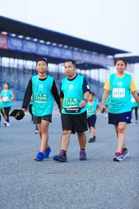 BIB: 53129, 51999, 51667
                            <button type="button" onclick="openModal(10498085)" class="btn btn-primary btn-sm float-right btn-popup" data-toggle="modal" data-target=".modal-high-quality">
                        <i class="fas fa-shopping-cart"></i> Add to Cart
                    </button>
                                            <button type="button" onclick="isThisMe(10498085, true)" class="btn btn-success btn-sm float-right btn-popup btn-isme hidden" data-toggle="tooltip" data-placement="bottom" title="นี่คือรูปของคุณใช่ไหม คลิกที่นี่เพื่อเอาเข้าอัลบั้ม">
                        <i class="fas fa-plus"></i> Add to album
                    </button>
                    <button type="button" onclick="isThisMe(10498085, false)" class="btn btn-warning btn-sm float-right btn-popup btn-isnotme hidden">
                        <i class="fas fa-ban"></i> Remove from album
                    </button>