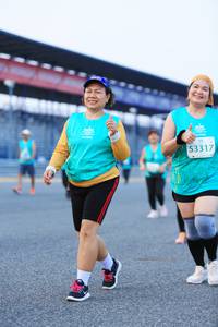 BIB: 53317
                            <button type="button" onclick="openModal(10502526)" class="btn btn-primary btn-sm float-right btn-popup" data-toggle="modal" data-target=".modal-high-quality">
                        <i class="fas fa-shopping-cart"></i> Add to Cart
                    </button>
                                            <button type="button" onclick="isThisMe(10502526, true)" class="btn btn-success btn-sm float-right btn-popup btn-isme hidden" data-toggle="tooltip" data-placement="bottom" title="นี่คือรูปของคุณใช่ไหม คลิกที่นี่เพื่อเอาเข้าอัลบั้ม">
                        <i class="fas fa-plus"></i> Add to album
                    </button>
                    <button type="button" onclick="isThisMe(10502526, false)" class="btn btn-warning btn-sm float-right btn-popup btn-isnotme hidden">
                        <i class="fas fa-ban"></i> Remove from album
                    </button>