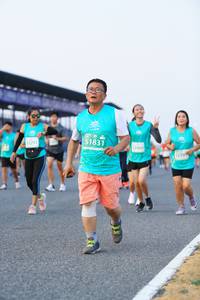 BIB: 51831, 12460, 5229
                            <button type="button" onclick="openModal(10475291)" class="btn btn-primary btn-sm float-right btn-popup" data-toggle="modal" data-target=".modal-high-quality">
                        <i class="fas fa-shopping-cart"></i> Add to Cart
                    </button>
                                            <button type="button" onclick="isThisMe(10475291, true)" class="btn btn-success btn-sm float-right btn-popup btn-isme hidden" data-toggle="tooltip" data-placement="bottom" title="นี่คือรูปของคุณใช่ไหม คลิกที่นี่เพื่อเอาเข้าอัลบั้ม">
                        <i class="fas fa-plus"></i> Add to album
                    </button>
                    <button type="button" onclick="isThisMe(10475291, false)" class="btn btn-warning btn-sm float-right btn-popup btn-isnotme hidden">
                        <i class="fas fa-ban"></i> Remove from album
                    </button>