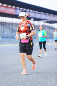 BIB: 5070
                            <button type="button" onclick="openModal(10460027)" class="btn btn-primary btn-sm float-right btn-popup" data-toggle="modal" data-target=".modal-high-quality">
                        <i class="fas fa-shopping-cart"></i> Add to Cart
                    </button>
                                            <button type="button" onclick="isThisMe(10460027, true)" class="btn btn-success btn-sm float-right btn-popup btn-isme hidden" data-toggle="tooltip" data-placement="bottom" title="นี่คือรูปของคุณใช่ไหม คลิกที่นี่เพื่อเอาเข้าอัลบั้ม">
                        <i class="fas fa-plus"></i> Add to album
                    </button>
                    <button type="button" onclick="isThisMe(10460027, false)" class="btn btn-warning btn-sm float-right btn-popup btn-isnotme hidden">
                        <i class="fas fa-ban"></i> Remove from album
                    </button>