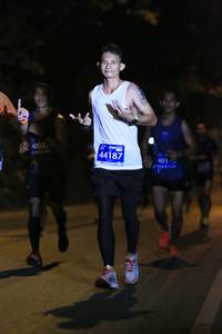 BIB: 4002, 44187, 401
                            <button type="button" onclick="openModal(10581832)" class="btn btn-primary btn-sm float-right btn-popup" data-toggle="modal" data-target=".modal-high-quality">
                        <i class="fas fa-shopping-cart"></i> Add to Cart
                    </button>
                                            <button type="button" onclick="isThisMe(10581832, true)" class="btn btn-success btn-sm float-right btn-popup btn-isme hidden" data-toggle="tooltip" data-placement="bottom" title="นี่คือรูปของคุณใช่ไหม คลิกที่นี่เพื่อเอาเข้าอัลบั้ม">
                        <i class="fas fa-plus"></i> Add to album
                    </button>
                    <button type="button" onclick="isThisMe(10581832, false)" class="btn btn-warning btn-sm float-right btn-popup btn-isnotme hidden">
                        <i class="fas fa-ban"></i> Remove from album
                    </button>