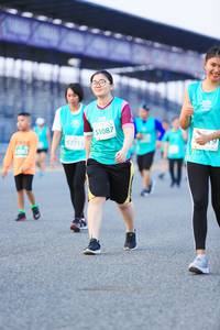 BIB: 51087, 52715
                            <button type="button" onclick="openModal(10489902)" class="btn btn-primary btn-sm float-right btn-popup" data-toggle="modal" data-target=".modal-high-quality">
                        <i class="fas fa-shopping-cart"></i> Add to Cart
                    </button>
                                            <button type="button" onclick="isThisMe(10489902, true)" class="btn btn-success btn-sm float-right btn-popup btn-isme hidden" data-toggle="tooltip" data-placement="bottom" title="นี่คือรูปของคุณใช่ไหม คลิกที่นี่เพื่อเอาเข้าอัลบั้ม">
                        <i class="fas fa-plus"></i> Add to album
                    </button>
                    <button type="button" onclick="isThisMe(10489902, false)" class="btn btn-warning btn-sm float-right btn-popup btn-isnotme hidden">
                        <i class="fas fa-ban"></i> Remove from album
                    </button>