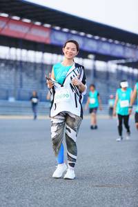 BIB: 50690
                            <button type="button" onclick="openModal(10489611)" class="btn btn-primary btn-sm float-right btn-popup" data-toggle="modal" data-target=".modal-high-quality">
                        <i class="fas fa-shopping-cart"></i> Add to Cart
                    </button>
                                            <button type="button" onclick="isThisMe(10489611, true)" class="btn btn-success btn-sm float-right btn-popup btn-isme hidden" data-toggle="tooltip" data-placement="bottom" title="นี่คือรูปของคุณใช่ไหม คลิกที่นี่เพื่อเอาเข้าอัลบั้ม">
                        <i class="fas fa-plus"></i> Add to album
                    </button>
                    <button type="button" onclick="isThisMe(10489611, false)" class="btn btn-warning btn-sm float-right btn-popup btn-isnotme hidden">
                        <i class="fas fa-ban"></i> Remove from album
                    </button>