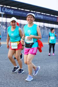 BIB: 52385, 2533
                            <button type="button" onclick="openModal(10494477)" class="btn btn-primary btn-sm float-right btn-popup" data-toggle="modal" data-target=".modal-high-quality">
                        <i class="fas fa-shopping-cart"></i> Add to Cart
                    </button>
                                            <button type="button" onclick="isThisMe(10494477, true)" class="btn btn-success btn-sm float-right btn-popup btn-isme hidden" data-toggle="tooltip" data-placement="bottom" title="นี่คือรูปของคุณใช่ไหม คลิกที่นี่เพื่อเอาเข้าอัลบั้ม">
                        <i class="fas fa-plus"></i> Add to album
                    </button>
                    <button type="button" onclick="isThisMe(10494477, false)" class="btn btn-warning btn-sm float-right btn-popup btn-isnotme hidden">
                        <i class="fas fa-ban"></i> Remove from album
                    </button>