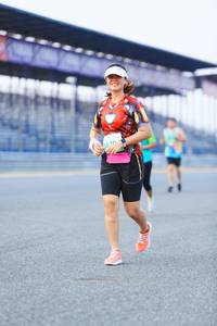 BIB: 
                            <button type="button" onclick="openModal(10459993)" class="btn btn-primary btn-sm float-right btn-popup" data-toggle="modal" data-target=".modal-high-quality">
                        <i class="fas fa-shopping-cart"></i> Add to Cart
                    </button>
                                            <button type="button" onclick="isThisMe(10459993, true)" class="btn btn-success btn-sm float-right btn-popup btn-isme hidden" data-toggle="tooltip" data-placement="bottom" title="นี่คือรูปของคุณใช่ไหม คลิกที่นี่เพื่อเอาเข้าอัลบั้ม">
                        <i class="fas fa-plus"></i> Add to album
                    </button>
                    <button type="button" onclick="isThisMe(10459993, false)" class="btn btn-warning btn-sm float-right btn-popup btn-isnotme hidden">
                        <i class="fas fa-ban"></i> Remove from album
                    </button>