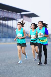 BIB: 2342
                            <button type="button" onclick="openModal(10452902)" class="btn btn-primary btn-sm float-right btn-popup" data-toggle="modal" data-target=".modal-high-quality">
                        <i class="fas fa-shopping-cart"></i> Add to Cart
                    </button>
                                            <button type="button" onclick="isThisMe(10452902, true)" class="btn btn-success btn-sm float-right btn-popup btn-isme hidden" data-toggle="tooltip" data-placement="bottom" title="นี่คือรูปของคุณใช่ไหม คลิกที่นี่เพื่อเอาเข้าอัลบั้ม">
                        <i class="fas fa-plus"></i> Add to album
                    </button>
                    <button type="button" onclick="isThisMe(10452902, false)" class="btn btn-warning btn-sm float-right btn-popup btn-isnotme hidden">
                        <i class="fas fa-ban"></i> Remove from album
                    </button>