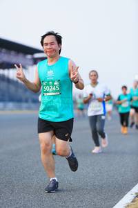 BIB: 50245
                            <button type="button" onclick="openModal(10463221)" class="btn btn-primary btn-sm float-right btn-popup" data-toggle="modal" data-target=".modal-high-quality">
                        <i class="fas fa-shopping-cart"></i> Add to Cart
                    </button>
                                            <button type="button" onclick="isThisMe(10463221, true)" class="btn btn-success btn-sm float-right btn-popup btn-isme hidden" data-toggle="tooltip" data-placement="bottom" title="นี่คือรูปของคุณใช่ไหม คลิกที่นี่เพื่อเอาเข้าอัลบั้ม">
                        <i class="fas fa-plus"></i> Add to album
                    </button>
                    <button type="button" onclick="isThisMe(10463221, false)" class="btn btn-warning btn-sm float-right btn-popup btn-isnotme hidden">
                        <i class="fas fa-ban"></i> Remove from album
                    </button>