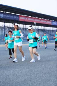 BIB: 52516, 53073
                            <button type="button" onclick="openModal(10491154)" class="btn btn-primary btn-sm float-right btn-popup" data-toggle="modal" data-target=".modal-high-quality">
                        <i class="fas fa-shopping-cart"></i> Add to Cart
                    </button>
                                            <button type="button" onclick="isThisMe(10491154, true)" class="btn btn-success btn-sm float-right btn-popup btn-isme hidden" data-toggle="tooltip" data-placement="bottom" title="นี่คือรูปของคุณใช่ไหม คลิกที่นี่เพื่อเอาเข้าอัลบั้ม">
                        <i class="fas fa-plus"></i> Add to album
                    </button>
                    <button type="button" onclick="isThisMe(10491154, false)" class="btn btn-warning btn-sm float-right btn-popup btn-isnotme hidden">
                        <i class="fas fa-ban"></i> Remove from album
                    </button>