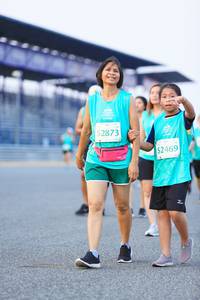 BIB: 52873, 52469
                            <button type="button" onclick="openModal(10489738)" class="btn btn-primary btn-sm float-right btn-popup" data-toggle="modal" data-target=".modal-high-quality">
                        <i class="fas fa-shopping-cart"></i> Add to Cart
                    </button>
                                            <button type="button" onclick="isThisMe(10489738, true)" class="btn btn-success btn-sm float-right btn-popup btn-isme hidden" data-toggle="tooltip" data-placement="bottom" title="นี่คือรูปของคุณใช่ไหม คลิกที่นี่เพื่อเอาเข้าอัลบั้ม">
                        <i class="fas fa-plus"></i> Add to album
                    </button>
                    <button type="button" onclick="isThisMe(10489738, false)" class="btn btn-warning btn-sm float-right btn-popup btn-isnotme hidden">
                        <i class="fas fa-ban"></i> Remove from album
                    </button>