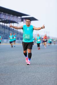 BIB: 52024
                            <button type="button" onclick="openModal(10476103)" class="btn btn-primary btn-sm float-right btn-popup" data-toggle="modal" data-target=".modal-high-quality">
                        <i class="fas fa-shopping-cart"></i> Add to Cart
                    </button>
                                            <button type="button" onclick="isThisMe(10476103, true)" class="btn btn-success btn-sm float-right btn-popup btn-isme hidden" data-toggle="tooltip" data-placement="bottom" title="นี่คือรูปของคุณใช่ไหม คลิกที่นี่เพื่อเอาเข้าอัลบั้ม">
                        <i class="fas fa-plus"></i> Add to album
                    </button>
                    <button type="button" onclick="isThisMe(10476103, false)" class="btn btn-warning btn-sm float-right btn-popup btn-isnotme hidden">
                        <i class="fas fa-ban"></i> Remove from album
                    </button>