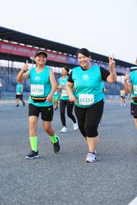 BIB: 50750, 51252
                            <button type="button" onclick="openModal(10486005)" class="btn btn-primary btn-sm float-right btn-popup" data-toggle="modal" data-target=".modal-high-quality">
                        <i class="fas fa-shopping-cart"></i> Add to Cart
                    </button>
                                            <button type="button" onclick="isThisMe(10486005, true)" class="btn btn-success btn-sm float-right btn-popup btn-isme hidden" data-toggle="tooltip" data-placement="bottom" title="นี่คือรูปของคุณใช่ไหม คลิกที่นี่เพื่อเอาเข้าอัลบั้ม">
                        <i class="fas fa-plus"></i> Add to album
                    </button>
                    <button type="button" onclick="isThisMe(10486005, false)" class="btn btn-warning btn-sm float-right btn-popup btn-isnotme hidden">
                        <i class="fas fa-ban"></i> Remove from album
                    </button>